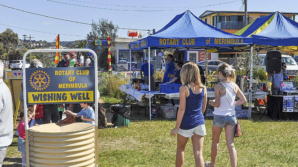 The popular Rotary markets at Ford Park, Merimbula draw large crowds particularly during the tourist season. 