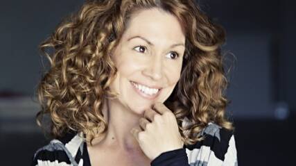 COMEDIAN: Kitty Flanagan from ABC’s Utopia and The Weekly With Charlie Pickering will be at the Arts and Environment Fundraiser in Bermagui. 