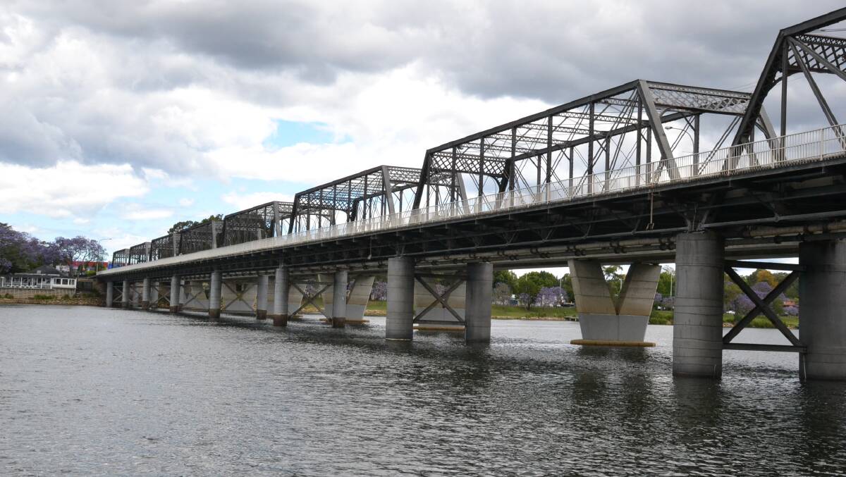 MAINTENANCE: Roads and Maritime Services will undertake maintenance work on the old Nowra bridge after minor cracking and corrosion in some of the piers was discovered.