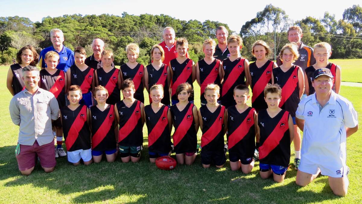 Taking flight: The Imlay Bombers PSSA team comes together for a photo during a recent outing to Batemans Bay. Picture: Shirley Rixon. 