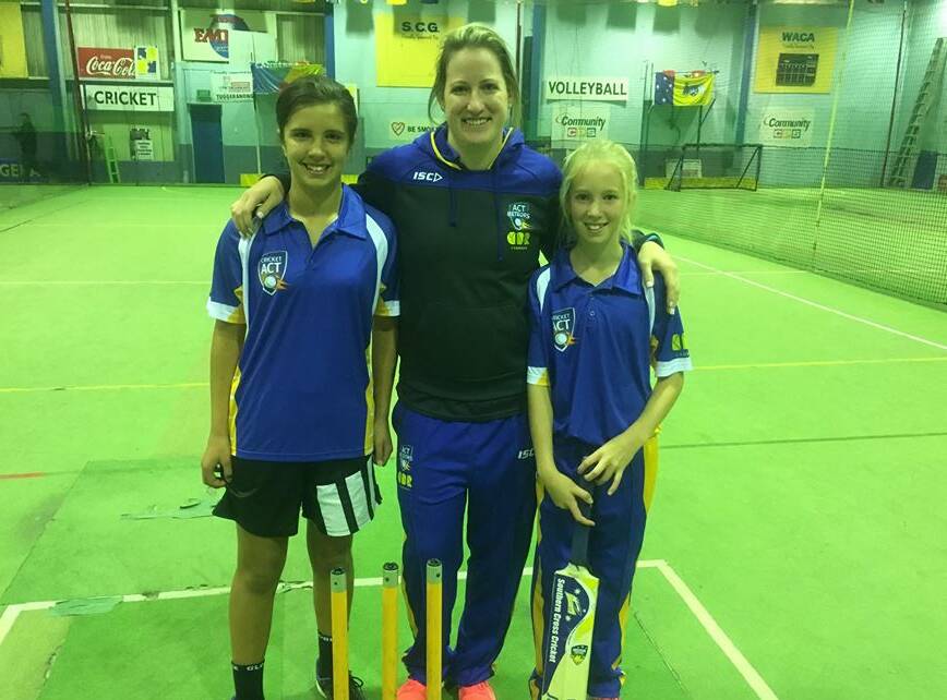 Sage advice: Jess Mudaliar and Jade Allen with coach and Big Bash player Claire Koski ahead of the Australian Indoor cricket championships this week. 