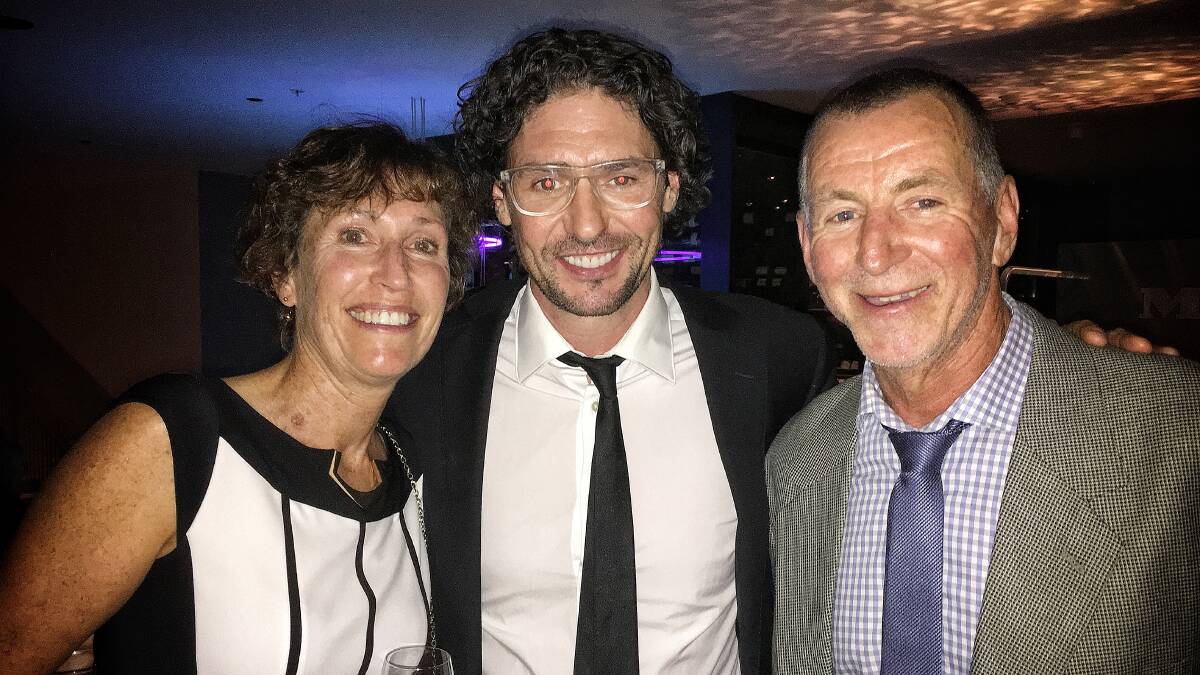 Tathra Oysters' Jo and Gary Rodely with celebrity chef Colin Fassnidge, at the ABC delicious Produce Awards held at QT Melbourne on Monday. Picture: Supplied