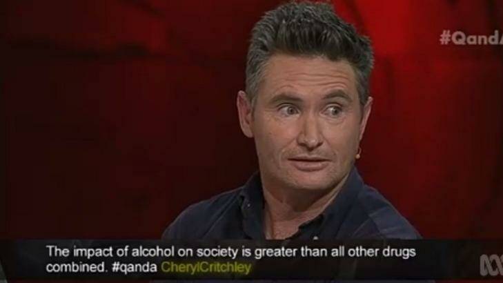 'The toughest bloke in the pub is the bloke surrounded by drinkers who doesn't drink' ... comedian Dave Hughes, who gave up drinking at 22, explains his view on Australia's drinking culture. Photo: ABC