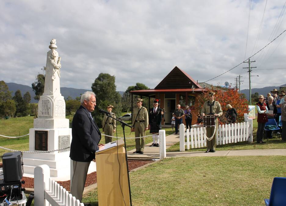 Roger Jones emceed the Bemboka Anzac Day commemorative service.