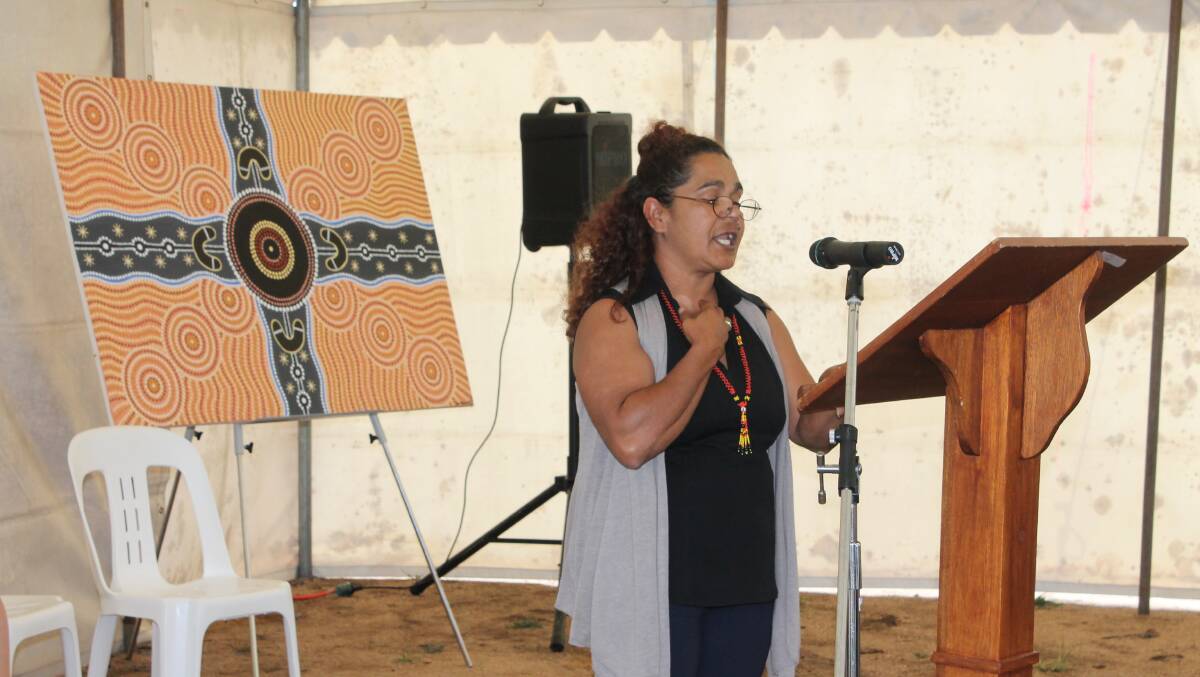 Sharon Perry gave the Welcome to Country on behalf of her father, Yuin elder Clifford Thomas. Ms Perry also presented a painting, The Healing Place by Eden artist James Stewart, to Southern NSW Local Health District. It will be housed in the SERH foyer after it opens in 2016.
