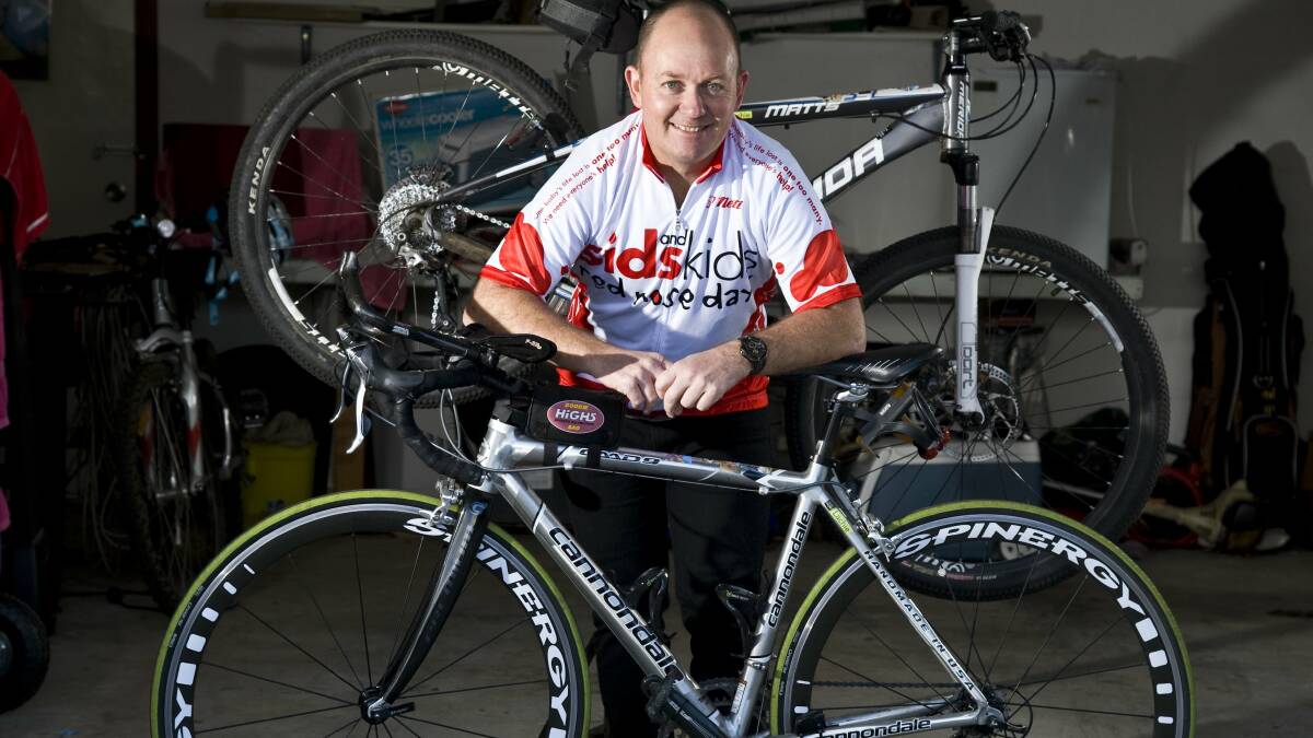 Canberra's Ian Cross is cycling to Bega next month in memory of his grandson Lachie, who died from SIDS three years ago. Photo: Elesa Kurtz, Canberra Times.