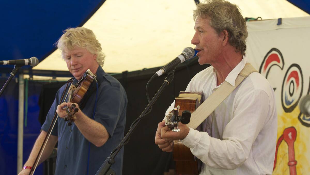 Lindsay Martin and Mike Martin will again team up for the National Folk Festival.