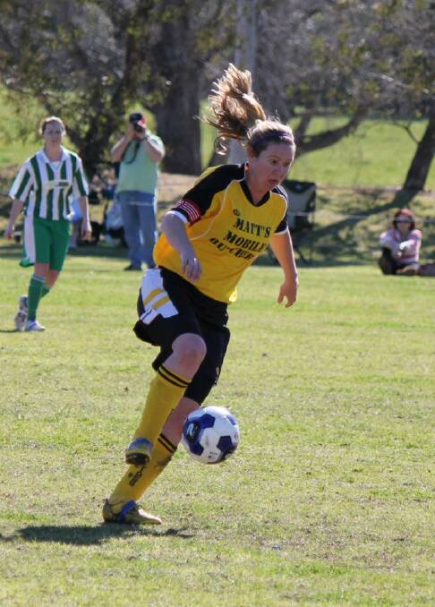 • Kirsty McPaul, pictured against the Merimbula Grasshoppers has taken over coaching for the Wolumla women’s side and will lead the Tigresses this year. 