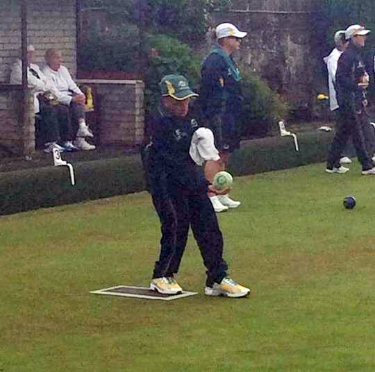 • Tathra’s James Reynolds tackles his first practice session on the greens in Ayr, Scotland. 