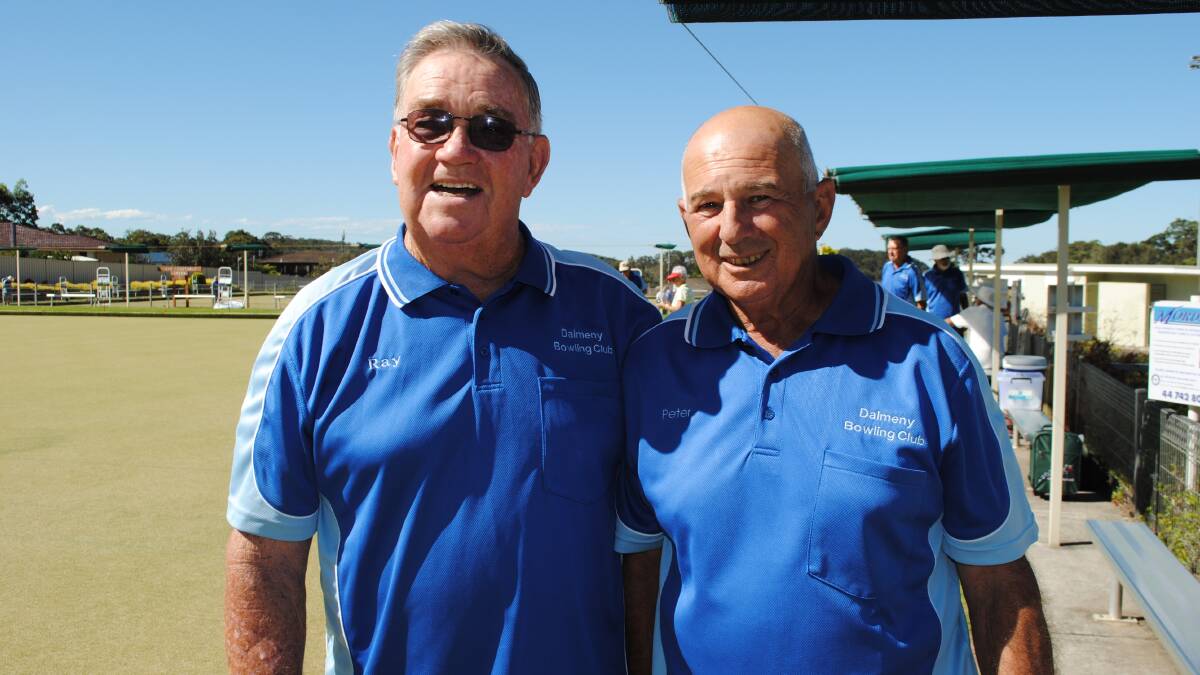 DALMENY: : Dalmeny bowlers Ray Dunbar and Peter Pisanos were the winners of the District Senior Pairs recently. 