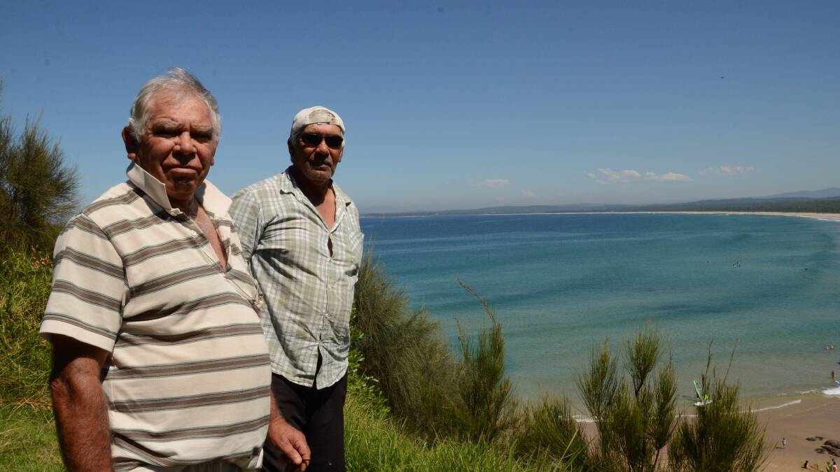 CALLING FOR CHANGE: Indigenous cultural fishermen John Brierley and Andrew Nye are calling on political parties to commit to restoring Aboriginal cultural fishing rights.