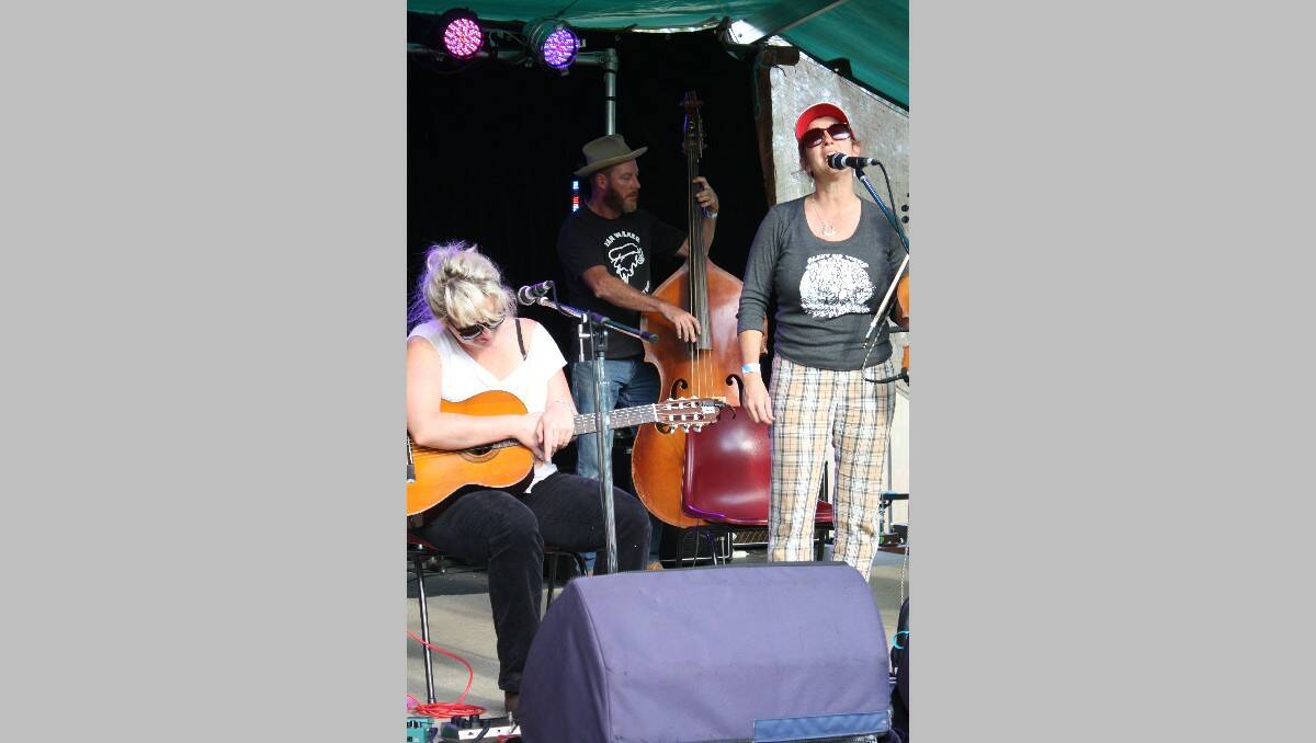   Candelo Village Festival main stage showcase with Mia Dyson, Jackie Marshall, Gleny Rae Virus and Ann Vriend.