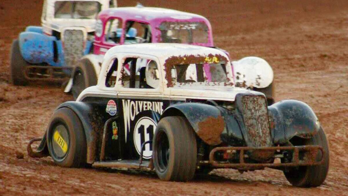 • The Legends division will be making its first appearance at the Sapphire Speedway tomorrow (Saturday).