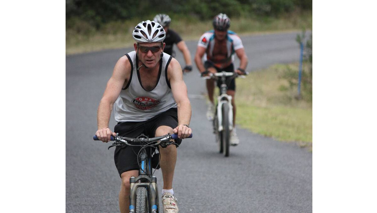 Action from the final stages and finish of the Tathra Wharf to Waves bike ride. 