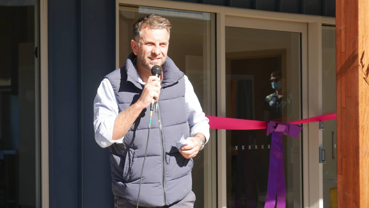 Bega MP Andrew Constance speaking at the Tulgeen Elliot Lane apartments on Friday August 8. 