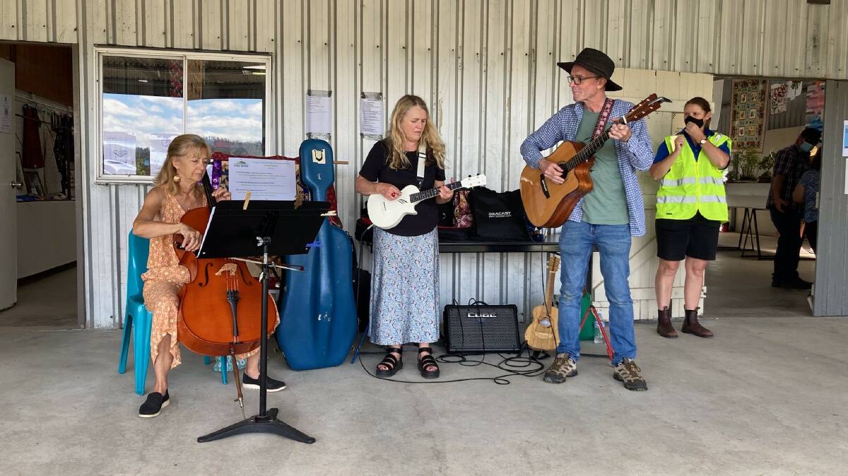 Paul Marsh and Joanne Craigie of Craigie Marsh and guest cello player Helen Lamour perform their song Bushman of Cobargo at the show on Sunday, February 13. Photo: Ellouise Bailey