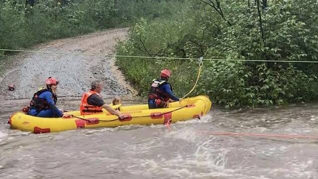 A flood rescue mission in Tinpot to retrieve a man and his daughter. Two SES workers navigated the flood waters in their rescue boat called 'Archangel'. 
