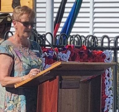 Dierdre Landells OAM spoke about Legacy's work at the Anzac Day service in Narooma in April 2023. Picture supplied.