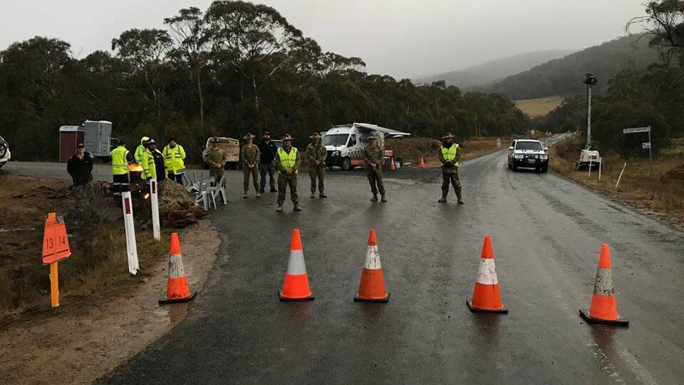 The border closure checkpoint near Delegate is manned by NSW Police and Australian Defence personnel. Photo: NSW Police