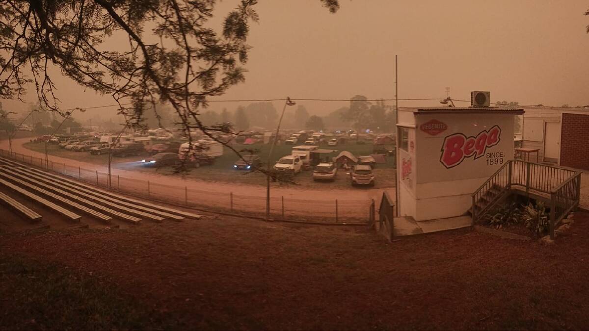 The first evacuees arrive at the Bega Showground in early January 2020. Photo: Ben Smyth