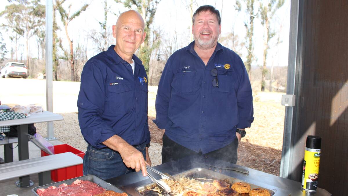 Merimbula Rotarians Shane Osta who is managing the evac centre project with Andy Thorp.