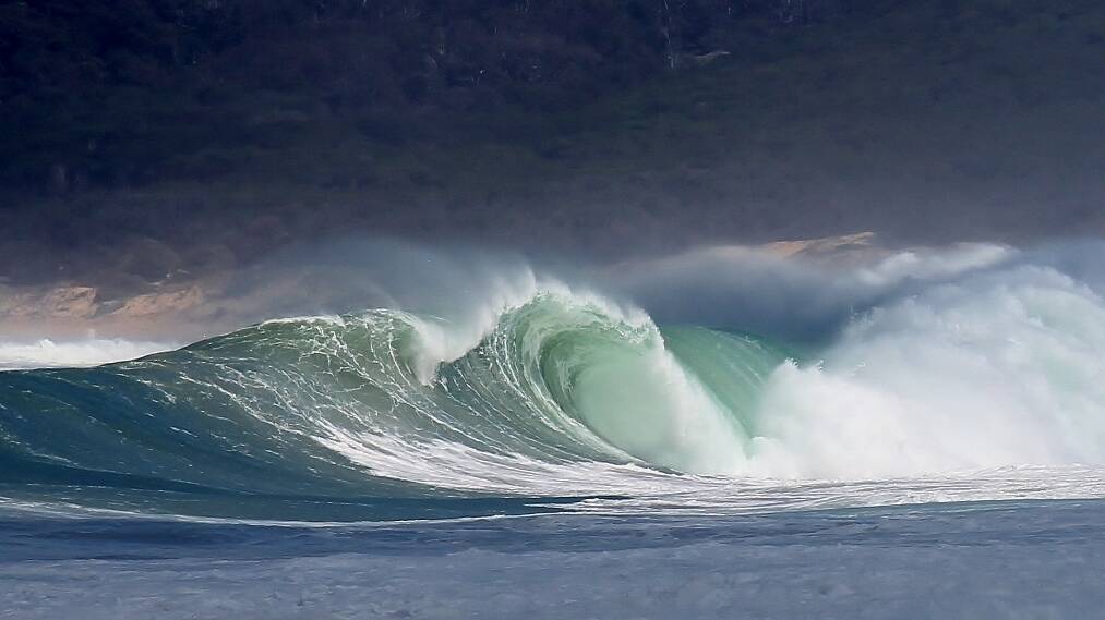 Winner of the wave category is Leo Armstrong. 