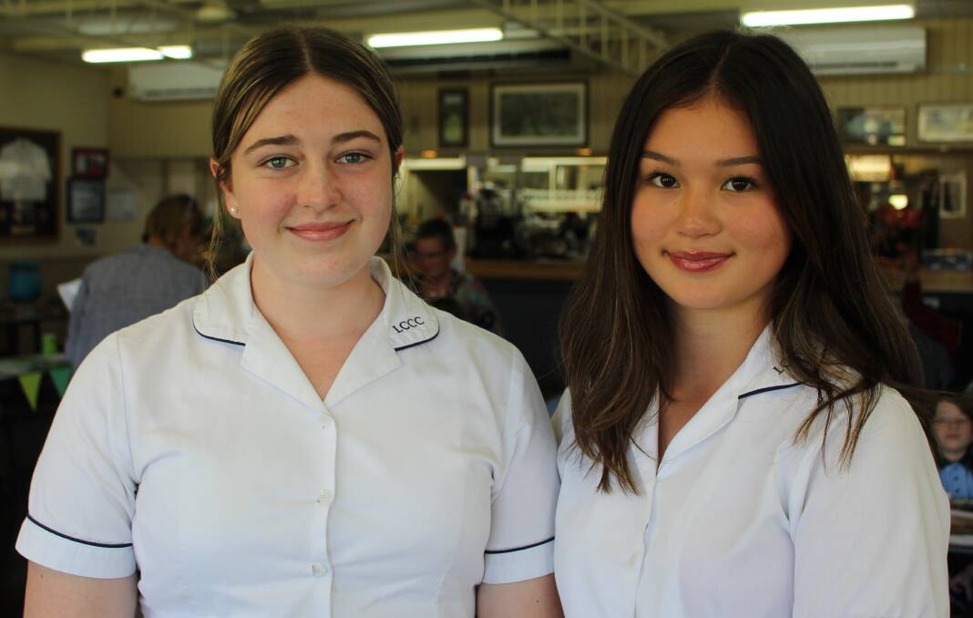 Year 9 students from Lumen Christi Catholic College Chelsea Parks and Lily Wood. 