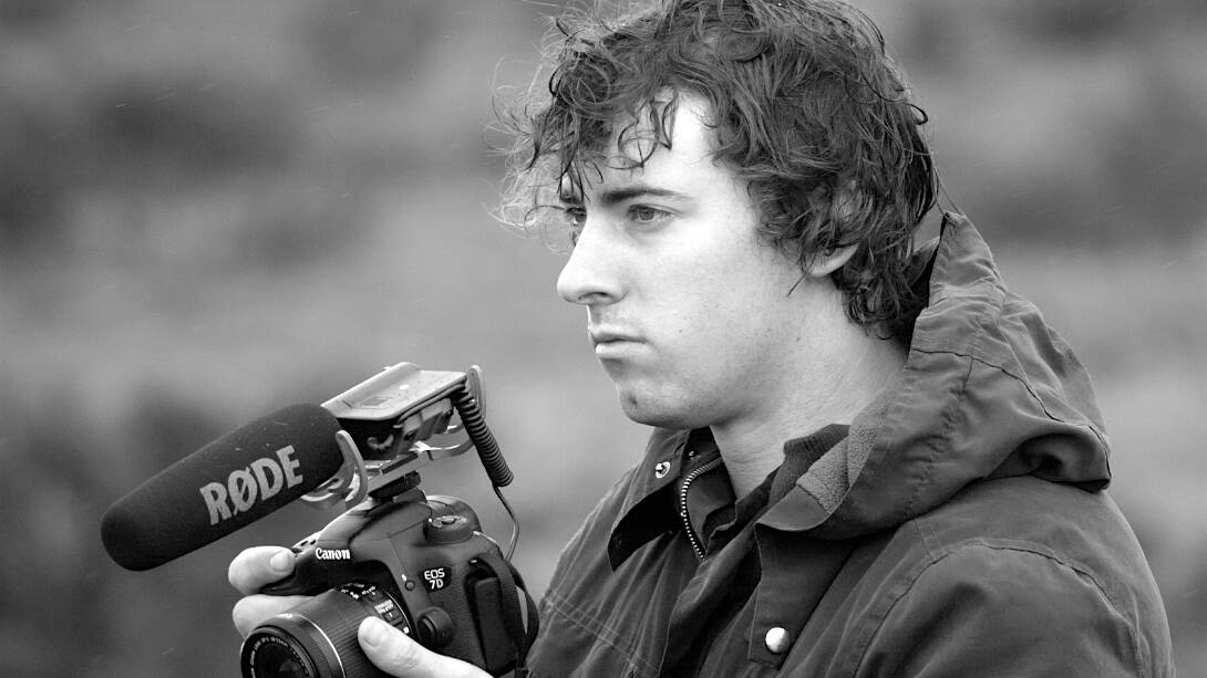 Harrison Warne is the film maker of Underfrog. 