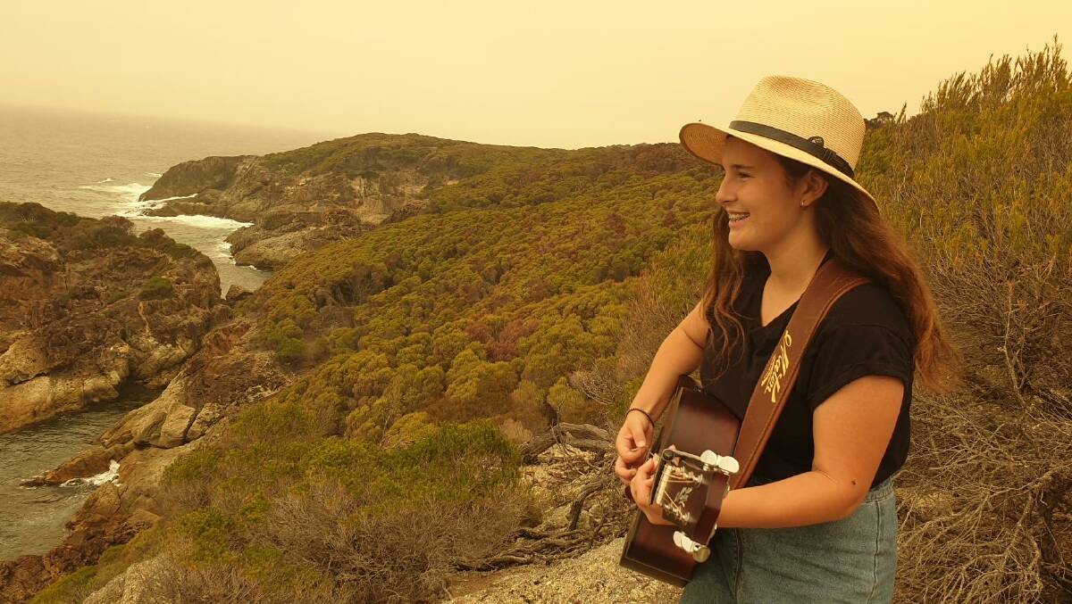 STAR ON THE RISE: Felicity Dowd, 16, has won the Folk Federation of NSW's Senior Young Folk Artist award. 