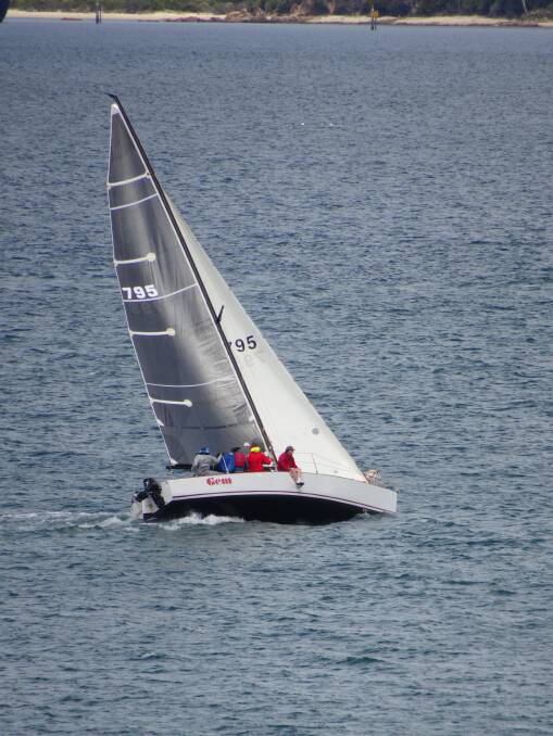 Surging ahead: 83-year-old Morrie Lynch, piloting Gem, showing a clean bottom to the fleet in last Sunday’s race. Picture: Robyn Malcolm