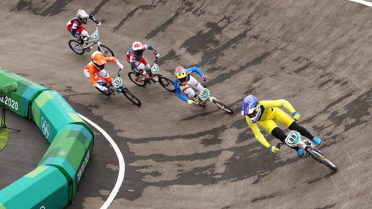 Crash: Australian Saya Sakakibara (front) competing in the Tokyo Games. Picture: Ezra Shaw/Getty Images