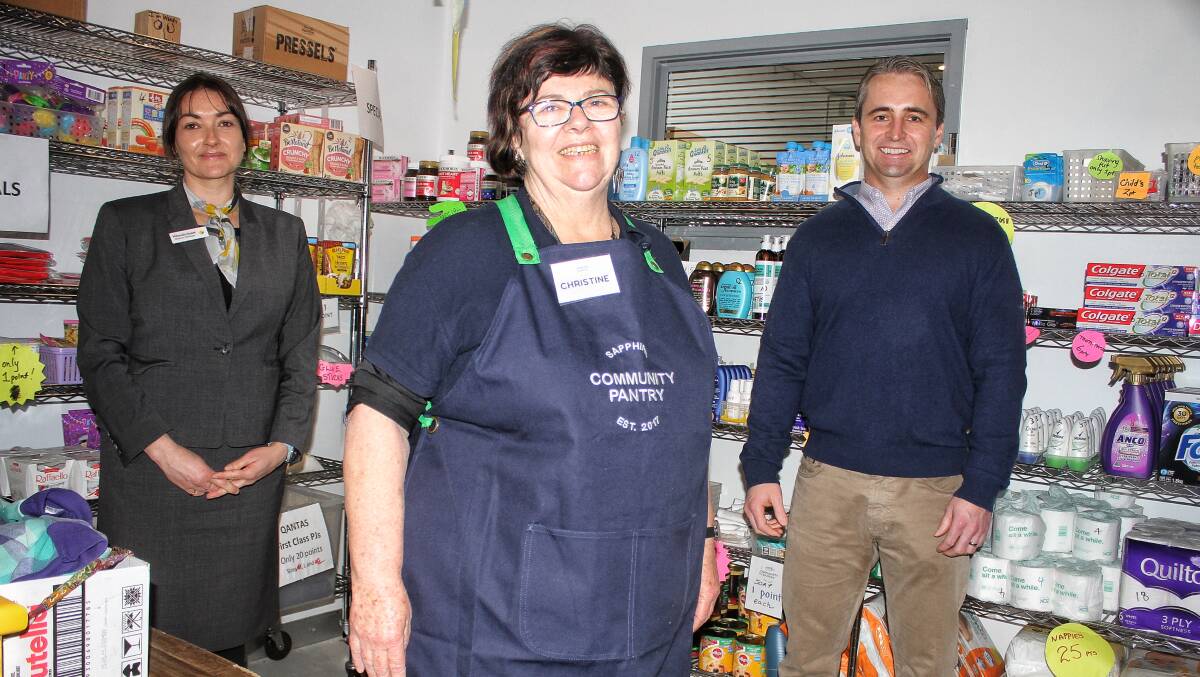 Sapphire Community Pantry's Christine Welsh (centre) with Commonwealth Bank Bega branch manager Hannah Rossi and CEO Matt Comyn.