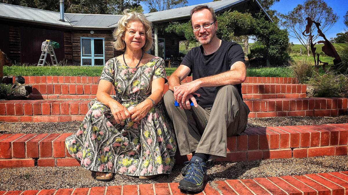 NEW APPROACH: Bega Valley Shire councillor Cathy Griff with NSW Greens David Shoebridge to discuss creating affordable housing recently. 