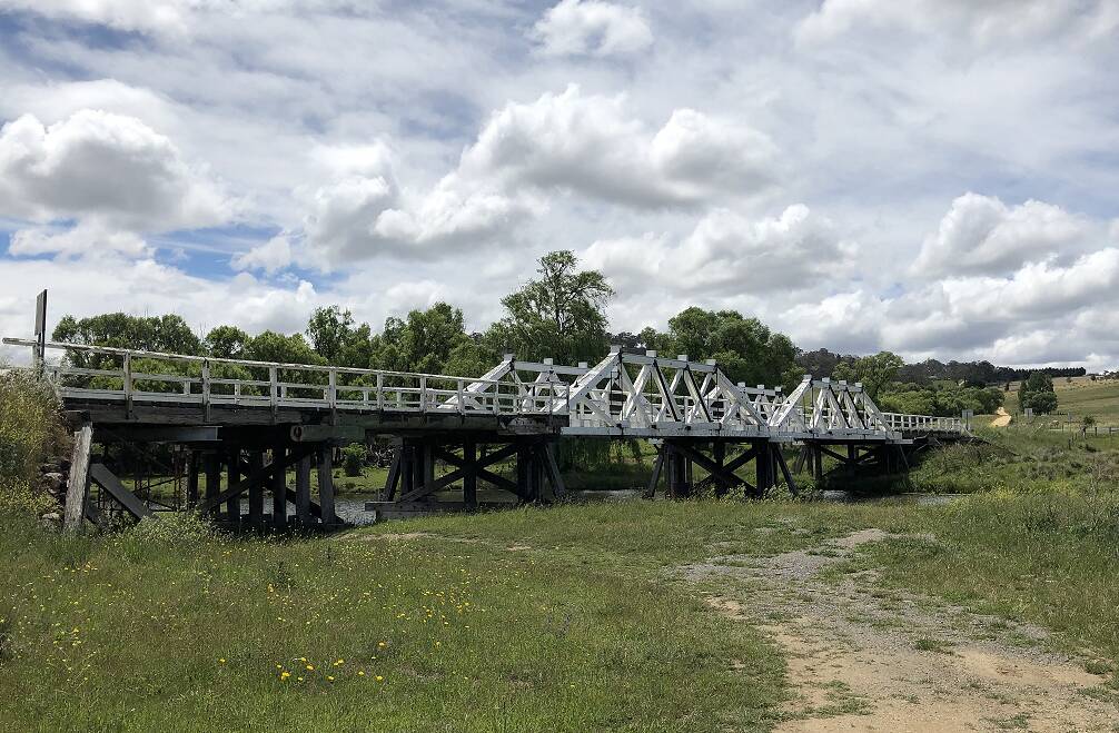Coolumbooka Bridge at Crankies Plains.