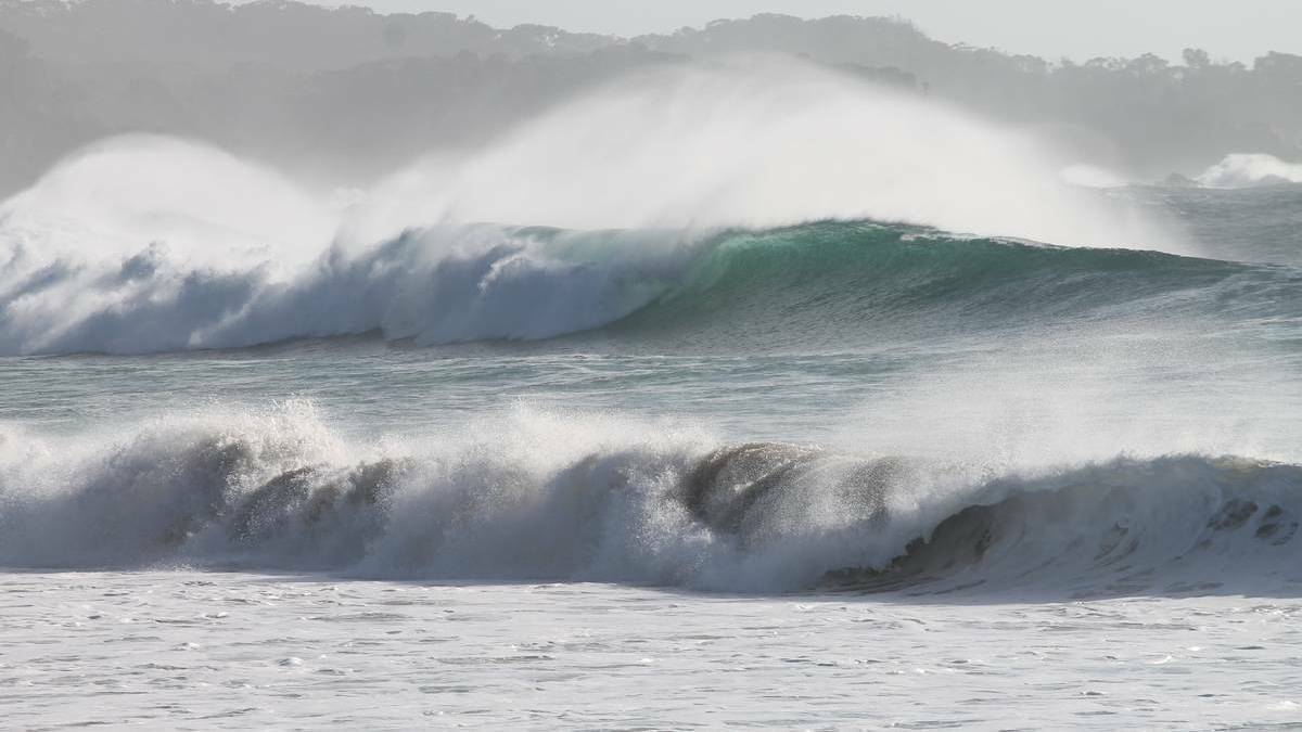 Hazardous surf warning issued for South Coast