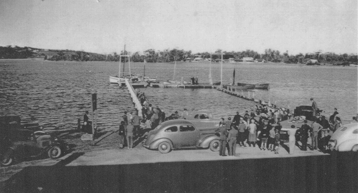 William Dawes survivors being towed into Merimbula by Jack Warn and his 30-foot launch Lass OGowrie. Courtesy of Et Munn.