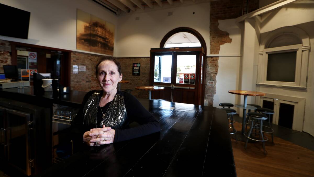 Michelle McCarthy manages the Grand Hotel Kiama, which relies on its budget rooms and its pub to attract guests. She says Airbnb "eats into the tourism dollar". Photo: Sylvia Liber