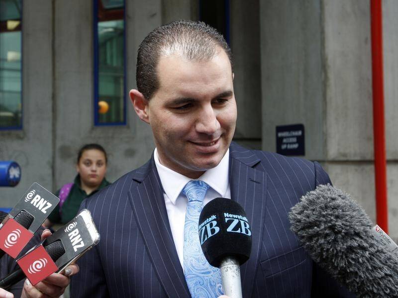 Rogue New Zealand MP Jami-Lee Ross has admitted to an affair with a fellow married MP.