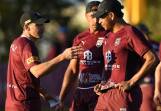 Queensland coach Billy Slater (L) insists Selwyn Cobbo (R) can become an elite centre. (Darren England/AAP PHOTOS)