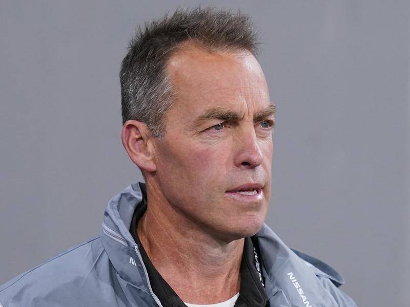Hawks coach Alastair Clarkson has thrown his backing behind an expanded AFL bench.