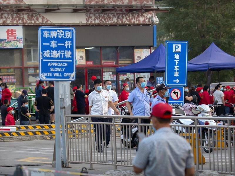 A Beijing market has been closed following a rise in locally transmitted COVID-19 infections.
