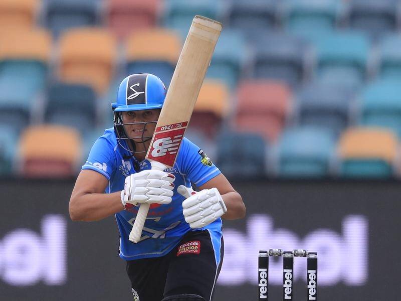Despite Suzie Bates' 79no, Adelaide have lost to the Melbourne Renegades in their Hobart WBBL match.