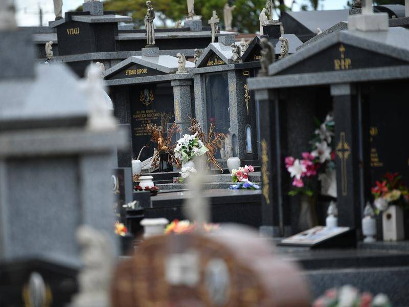 Body parts were stolen from graves at Footscray General Cemetery between January 28 and February 1. (Joel Carrett/AAP PHOTOS)